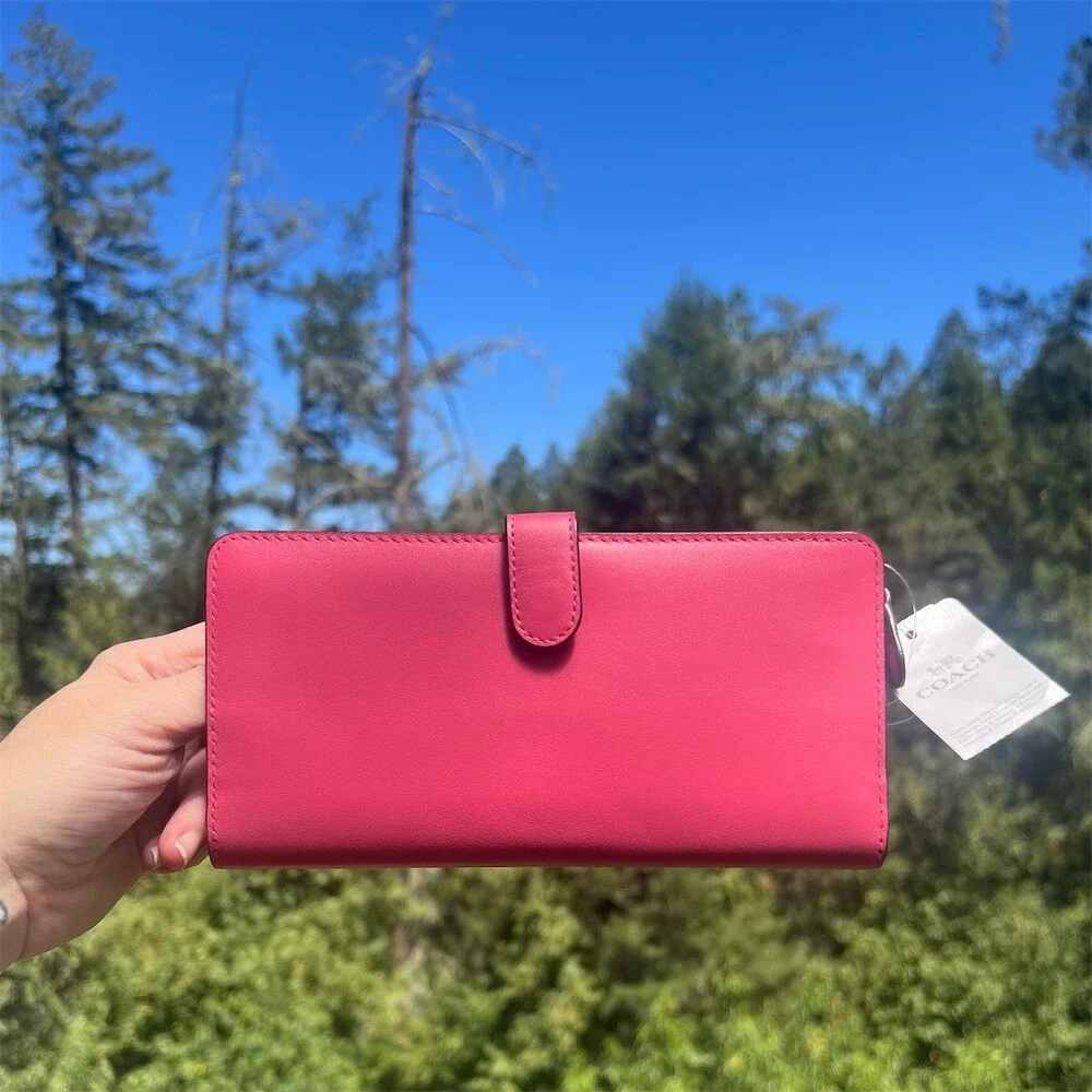 COACH Confetti Pink Smooth Leather Bifold Wallet Wallet with Gold Hardware NWT